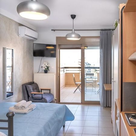 Kosmos Service Apartment Beautiful Studio 3 With Additional Cost Parking 塞萨洛尼基 外观 照片
