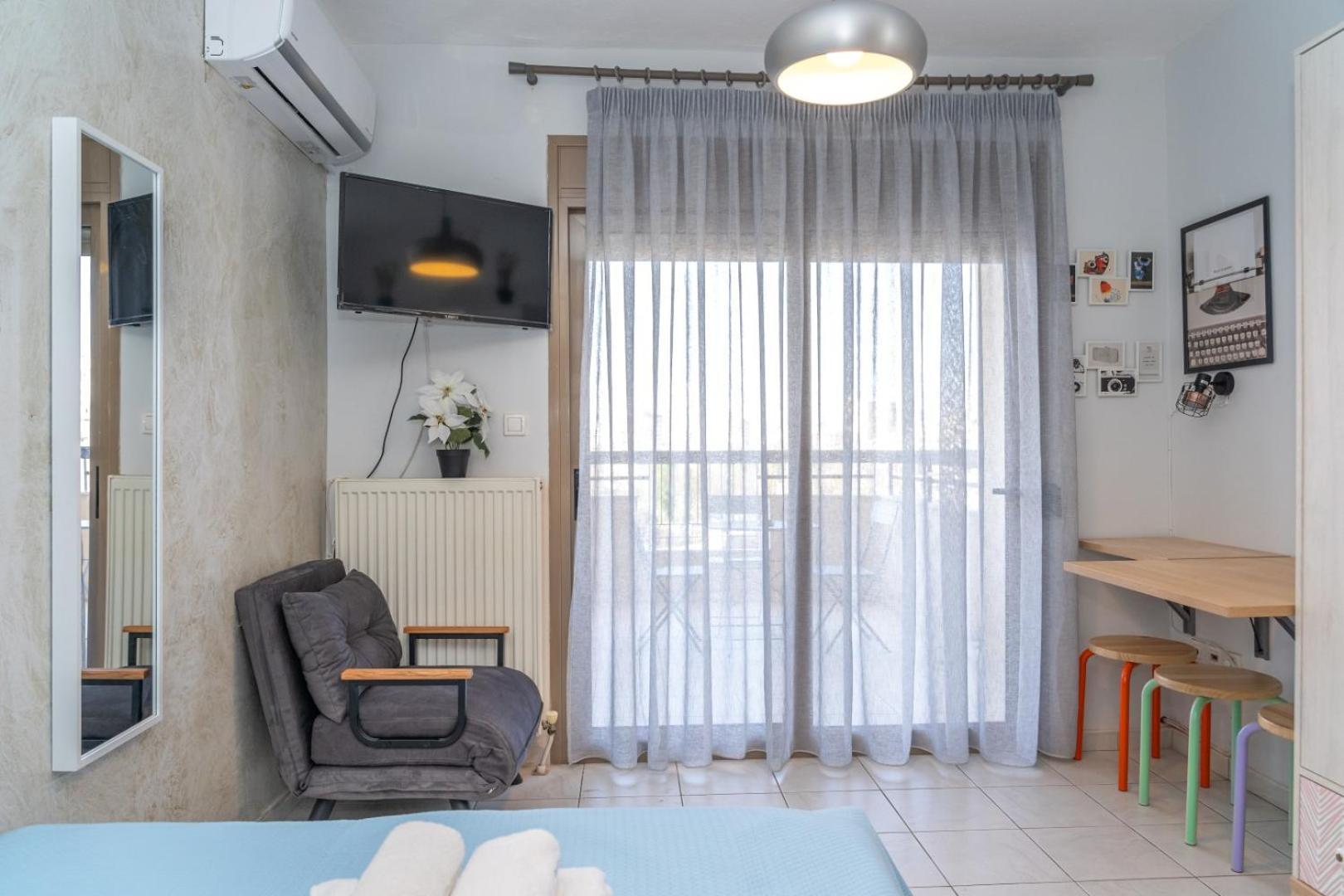 Kosmos Service Apartment Beautiful Studio 3 With Additional Cost Parking 塞萨洛尼基 外观 照片