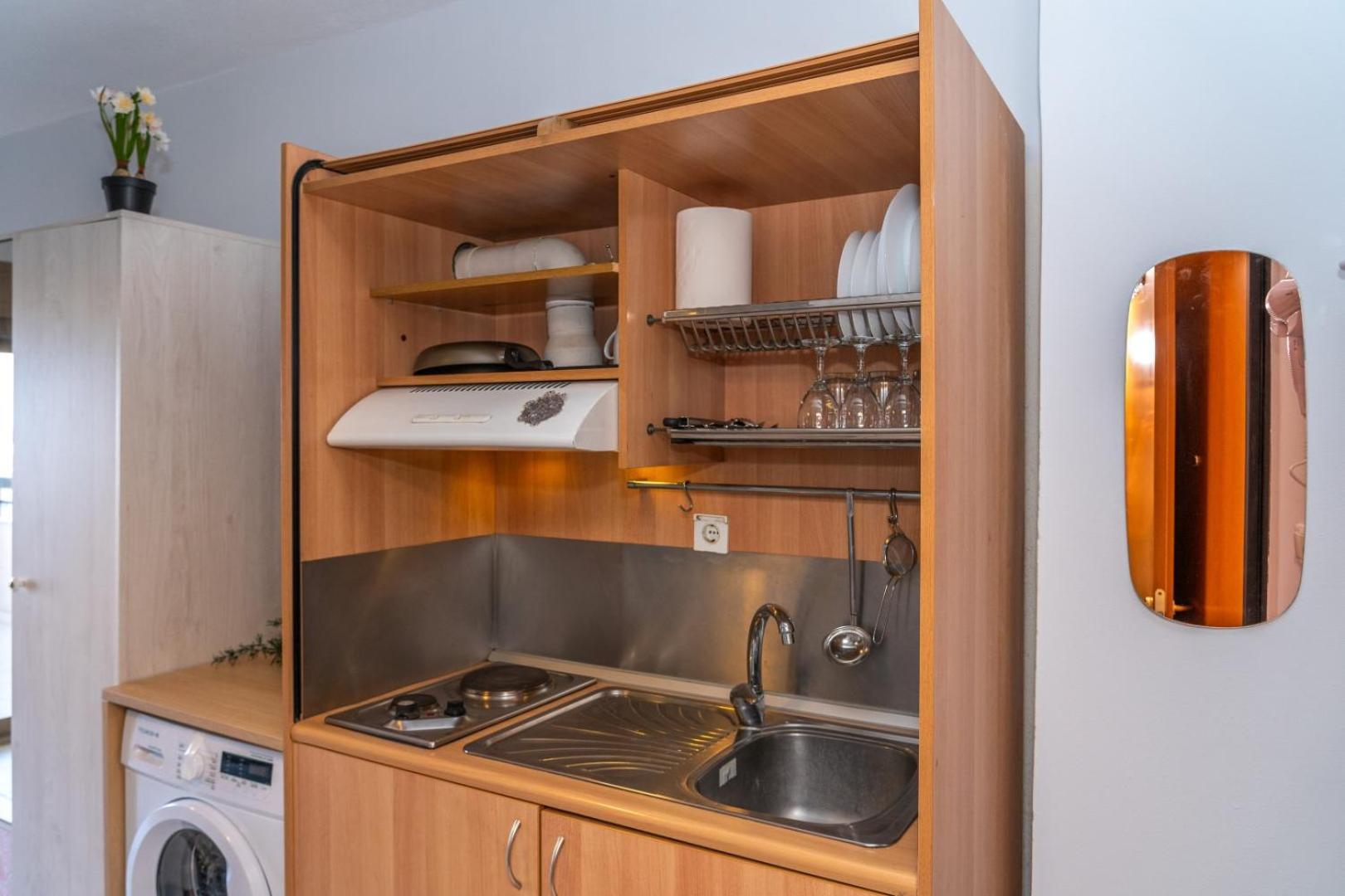 Kosmos Service Apartment Beautiful Studio 3 With Additional Cost Parking 塞萨洛尼基 外观 照片