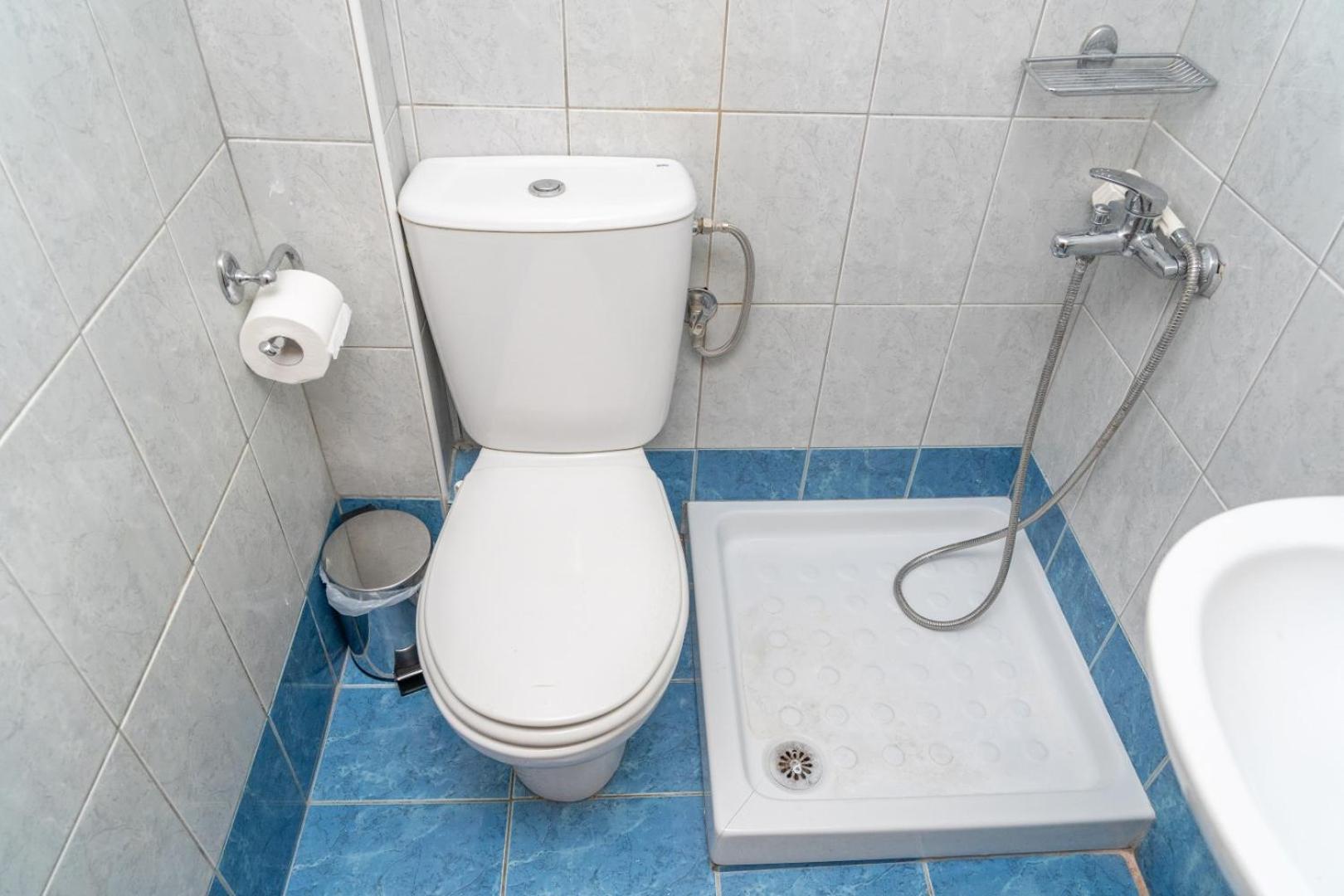 Kosmos Service Apartment Beautiful Studio 3 With Additional Cost Parking 塞萨洛尼基 外观 照片