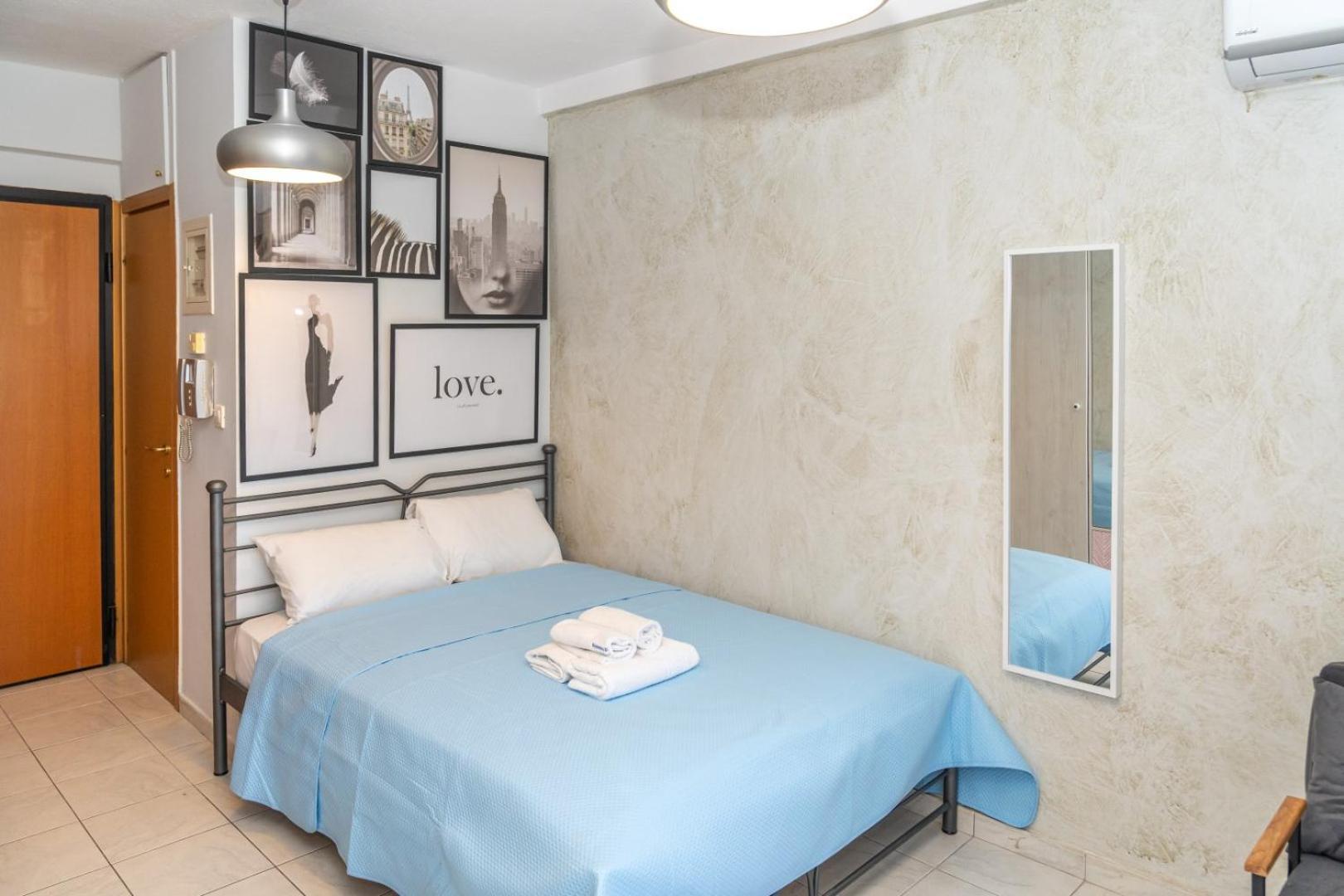 Kosmos Service Apartment Beautiful Studio 3 With Additional Cost Parking 塞萨洛尼基 外观 照片